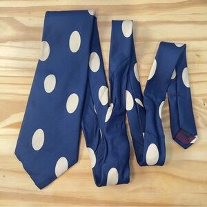 Clearance *2/$10* J. Crew Blue and Cream Silk Tie